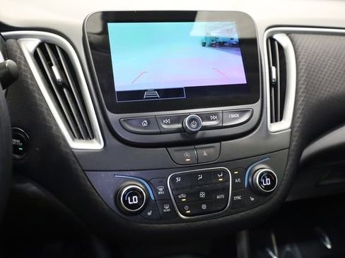 Used 2023 Chevrolet Malibu LT w/ Driver Confidence Package FWD image 22