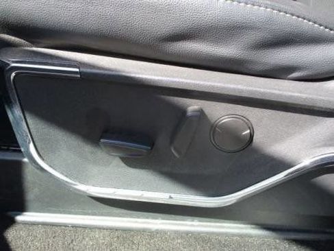 Used 2022 Ford F150 Lariat w/ Max Trailer Tow Package image 12