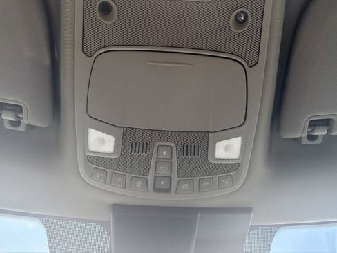 Used 2019 Ford F150 Lariat w/ Equipment Group 502A Luxury AWD/4WD image 36