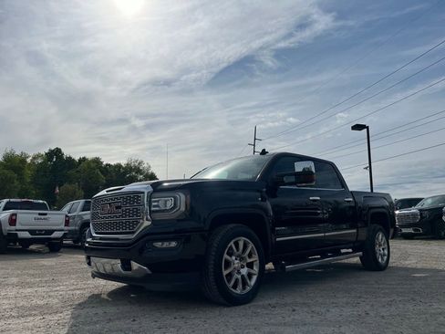 Used 2016 GMC Sierra 1500 Denali w/ Enhanced Driver Alert Package AWD/4WD image 2
