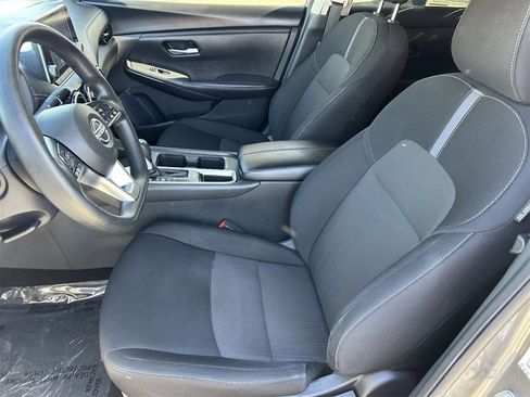 Certified 2024 Nissan Sentra SV image 27