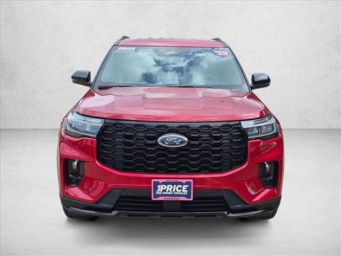 Certified 2025 Ford Explorer ST-Line w/ Premium Package RWD image 2