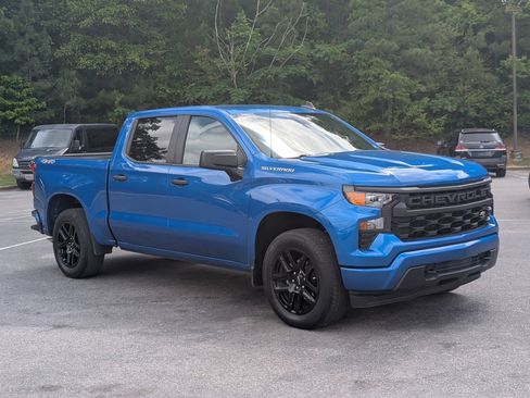Used 2024 Chevrolet Silverado 1500 Custom AWD/4WD image 11