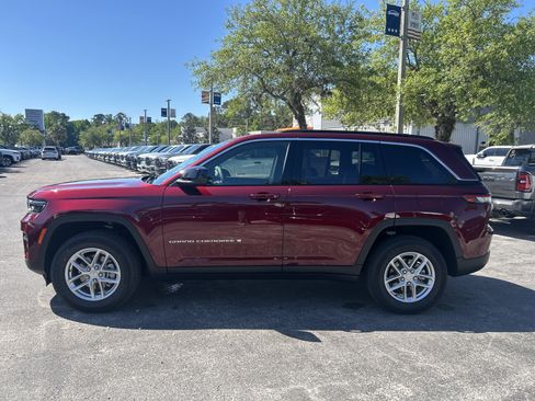 New 2026 Jeep Grand Cherokee Laredo X RWD image 4
