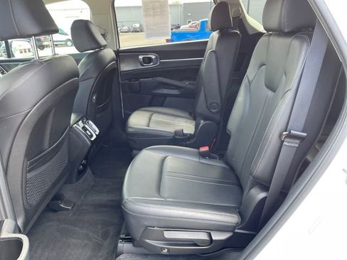 Used 2023 Kia Sorento SX FWD image 21