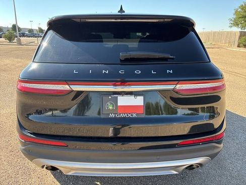 Used 2023 Lincoln Corsair AWD image 5