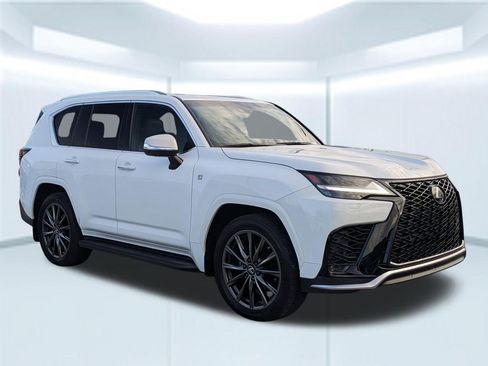Used 2023 Lexus LX 600 F Sport w/ Accessory Package (Z1) image 7