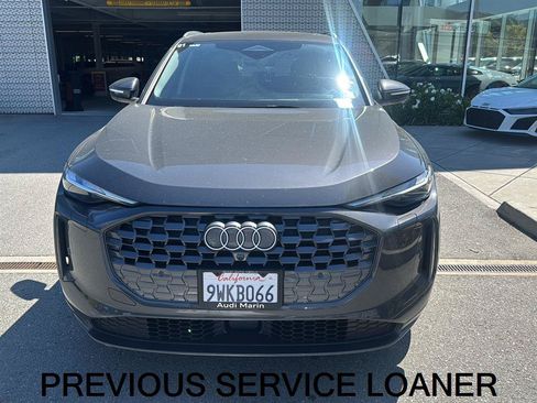 Used 2025 Audi Q5 Premium w/ Convenience Package AWD/4WD image 2