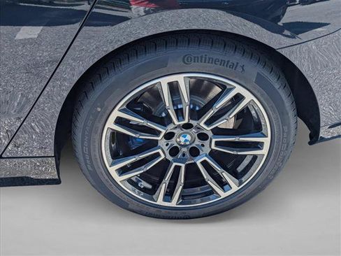 Used 2026 BMW 530i w/ M Sport Package RWD image 9