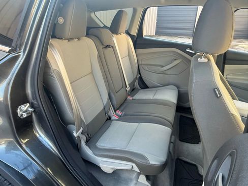 Used 2015 Ford Escape SE w/ Equipment Group 201A image 11