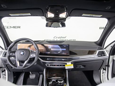 Used 2026 BMW X5 sDrive40i w/ Climate Comfort Package RWD image 23