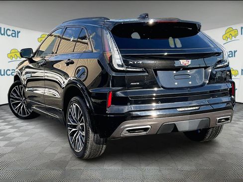 Used 2025 Cadillac XT4 Sport image 4