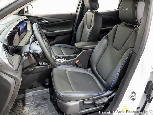 New 2026 Buick Encore GX Sport Touring image 8