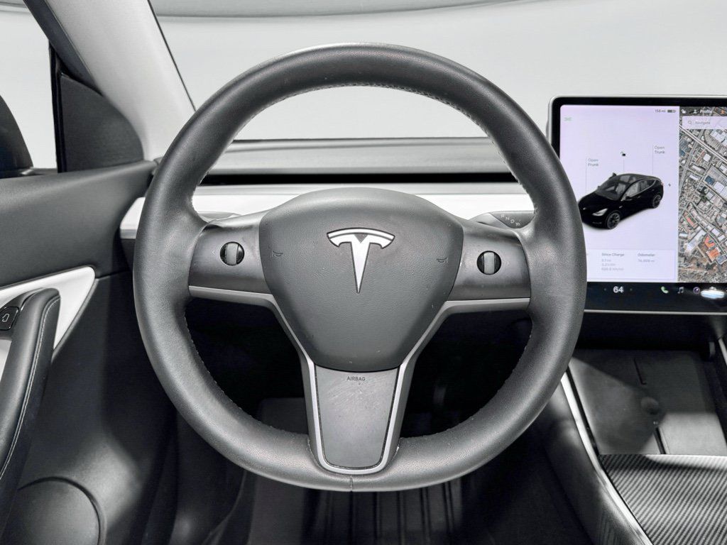 Used 2021 Tesla Model Y Long Range AWD/4WD image 8