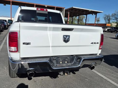 Used 2017 RAM 1500 Laramie AWD/4WD image 3