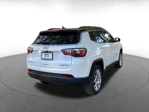 Used 2025 Jeep Compass Limited image 7