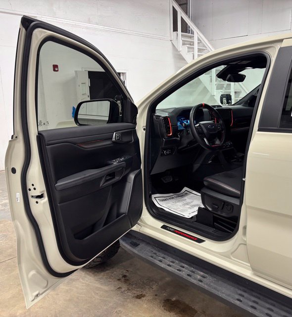 Used 2025 Ford Ranger Raptor AWD/4WD image 21