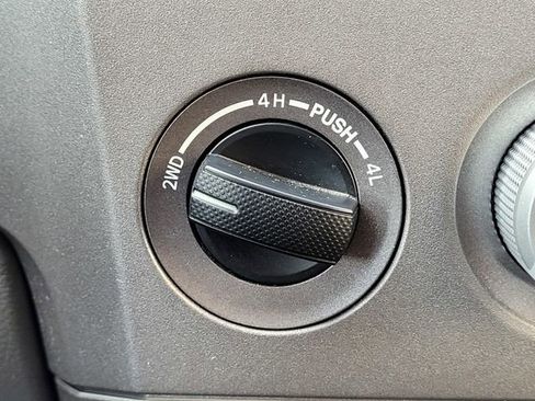 Used 2012 Toyota Tundra Grade w/ Tow Pkg image 13