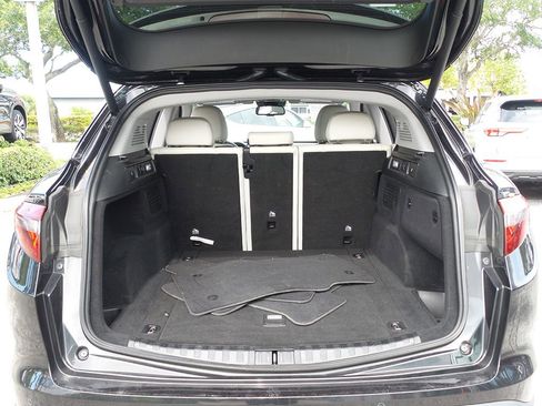Used 2019 Alfa Romeo Stelvio RWD image 16