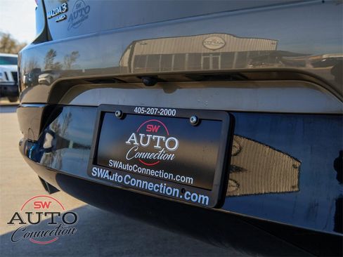 Used 2024 MAZDA MAZDA3 s image 12