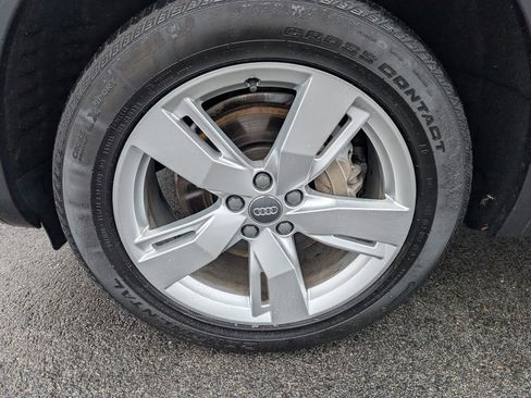 Used 2018 Audi Q5 2.0T Premium w/ Convenience Package image 11