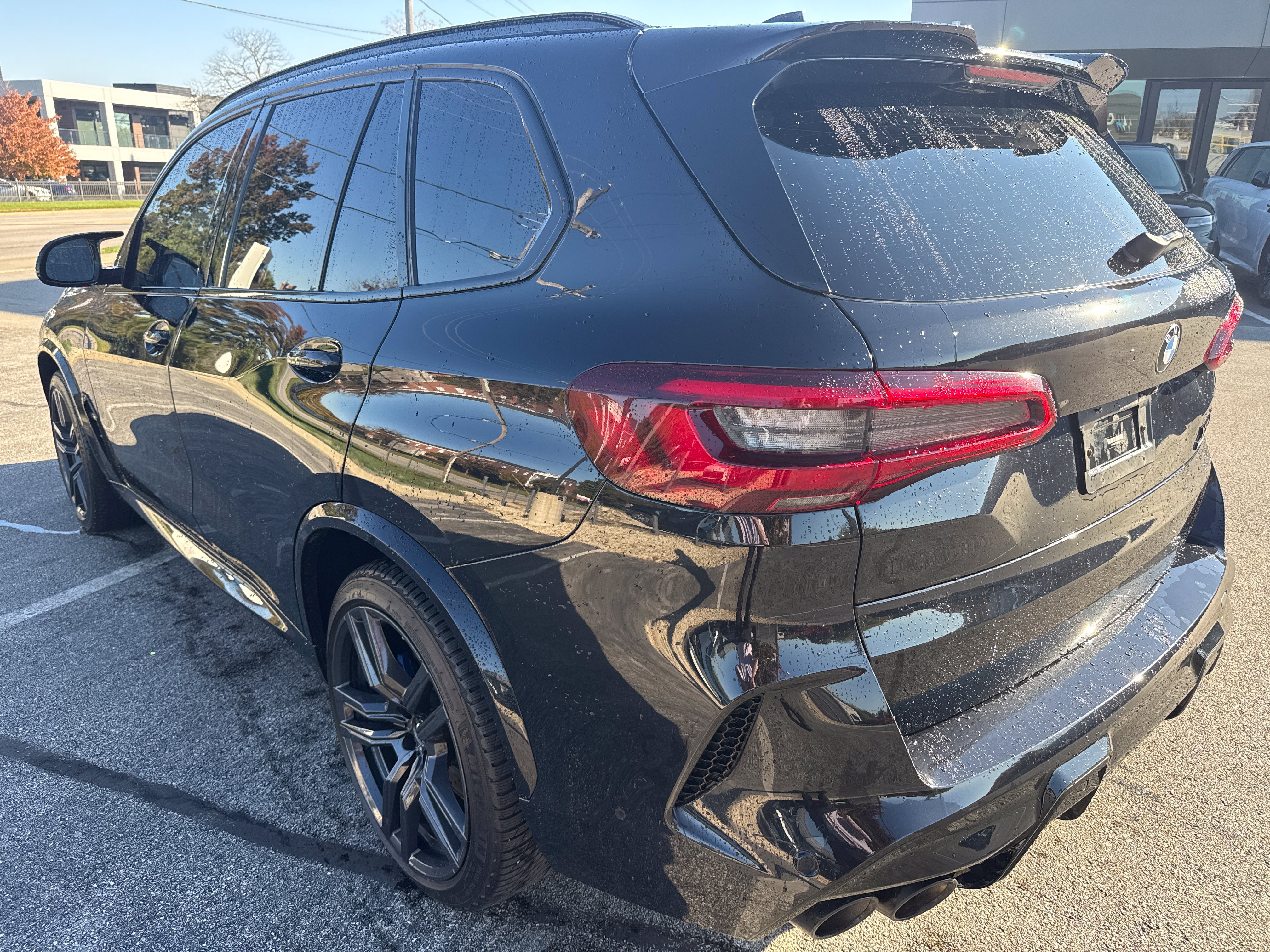 Used 2021 BMW X5 M w/ Competition Package AWD/4WD image 3