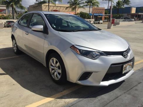 Used 2015 Toyota Corolla image 9