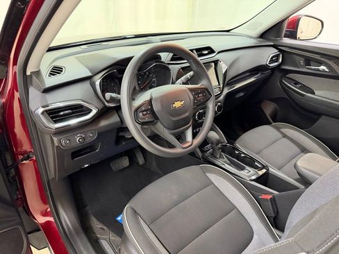 Used 2023 Chevrolet TrailBlazer LT w/ Convenience Package FWD image 19