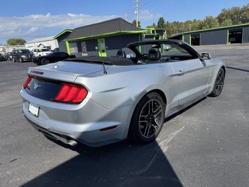 Used 2018 Ford Mustang Premium RWD image 4