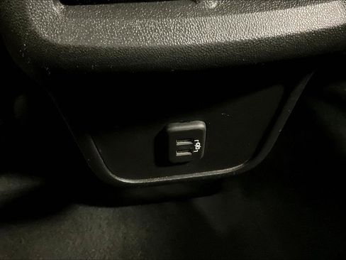 Used 2024 Chevrolet Equinox LT image 33