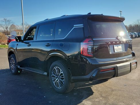 New 2025 Nissan Armada SL w/ Captain's Chari Seat Package image 3
