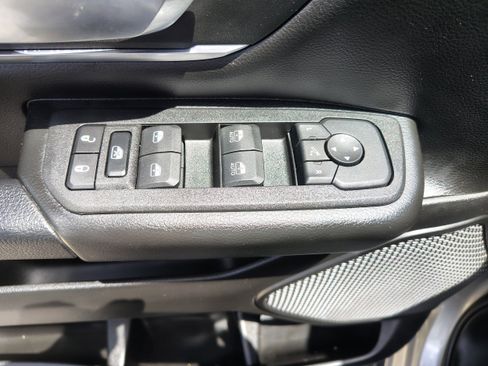 Certified 2025 RAM 1500 Big Horn AWD/4WD image 19