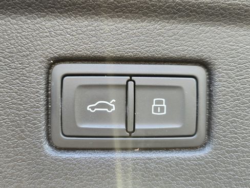 Used 2023 Audi S5 Premium w/ Convenience Package image 16