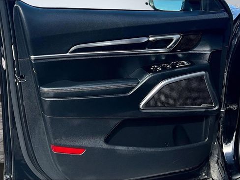 Used 2025 Kia Telluride S image 21