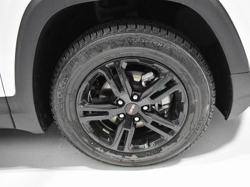 Used 2023 GMC Terrain AT4 w/ Infotainment Package II image 10