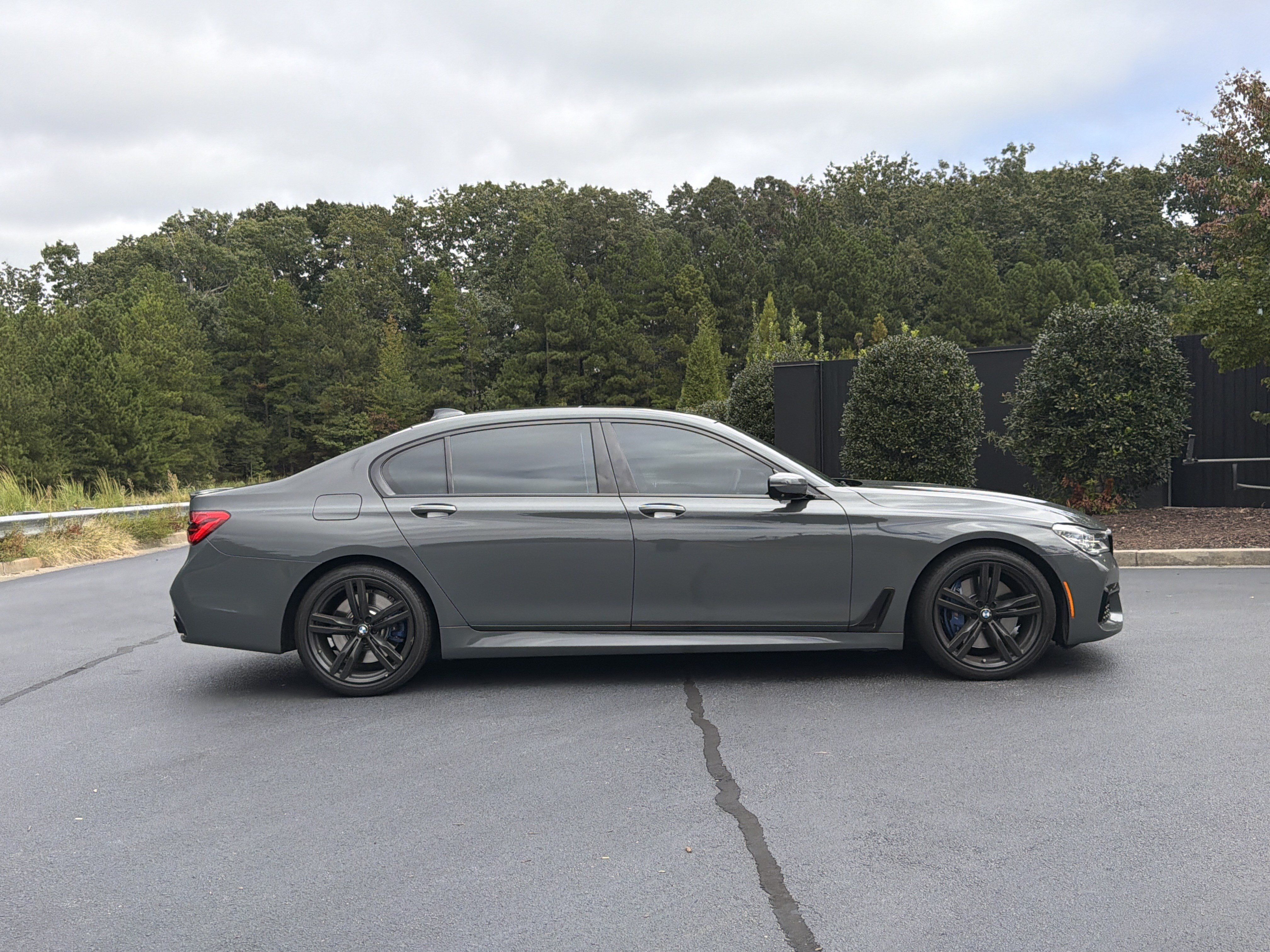 Used 2018 BMW 750i RWD image 5