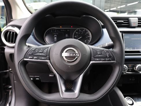 Used 2023 Nissan Versa SV FWD image 28