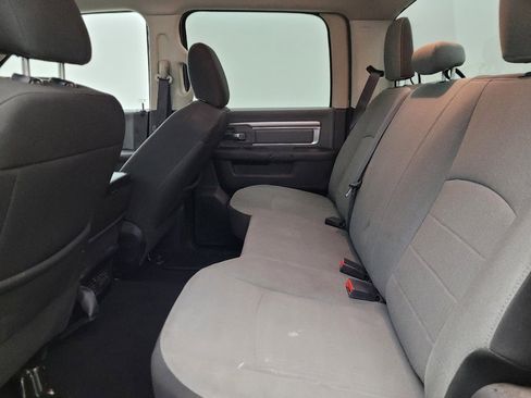Used 2021 RAM 1500 Classic SLT AWD/4WD image 18