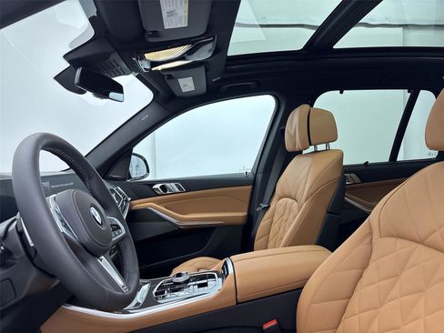 New 2026 BMW X5 M60i image 24