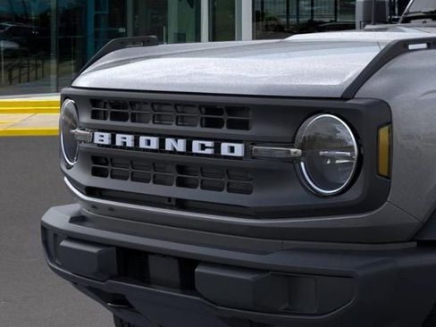 New 2025 Ford Bronco 4-Door image 19