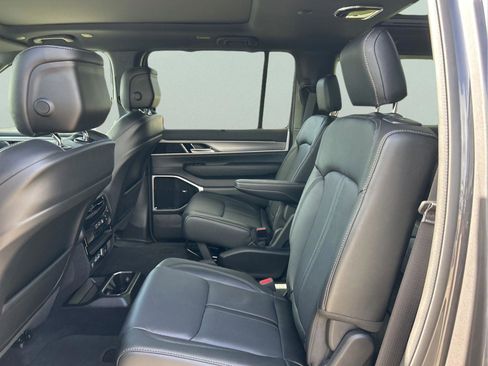 New 2026 Jeep Grand Wagoneer L Limited AWD/4WD image 10