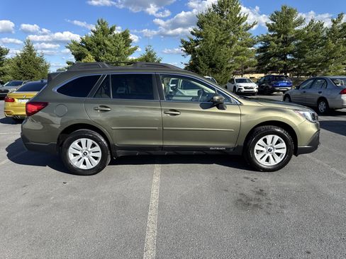 Used 2019 Subaru Outback 2.5i Premium AWD/4WD image 33