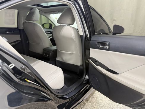 Used 2016 Lexus IS 200t IS 200t Sedan 4D image 30