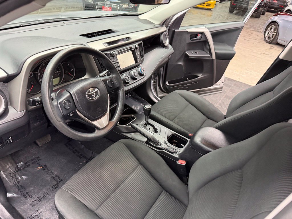 Used 2016 Toyota RAV4 LE FWD image 32