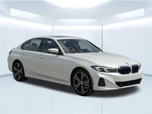 Used 2023 BMW 330i Sedan w/ Premium Package RWD image 7