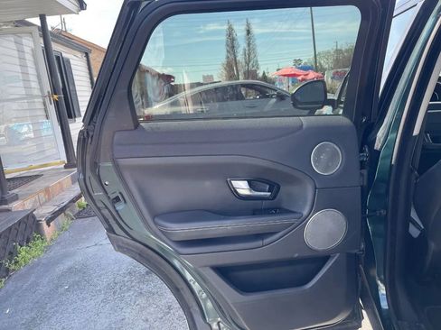 Used 2017 Land Rover Range Rover Evoque HSE image 22