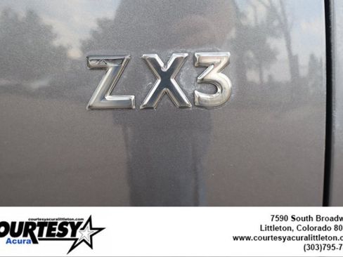 Used 2003 Ford Focus ZX3 Hatchback FWD image 6