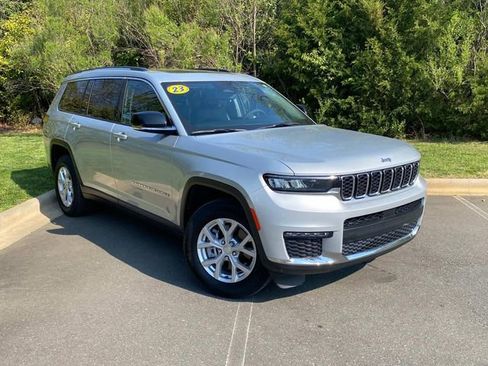 Used 2023 Jeep Grand Cherokee L Limited image 1