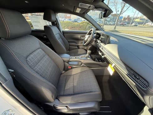 New 2026 Honda HR-V Sport image 38