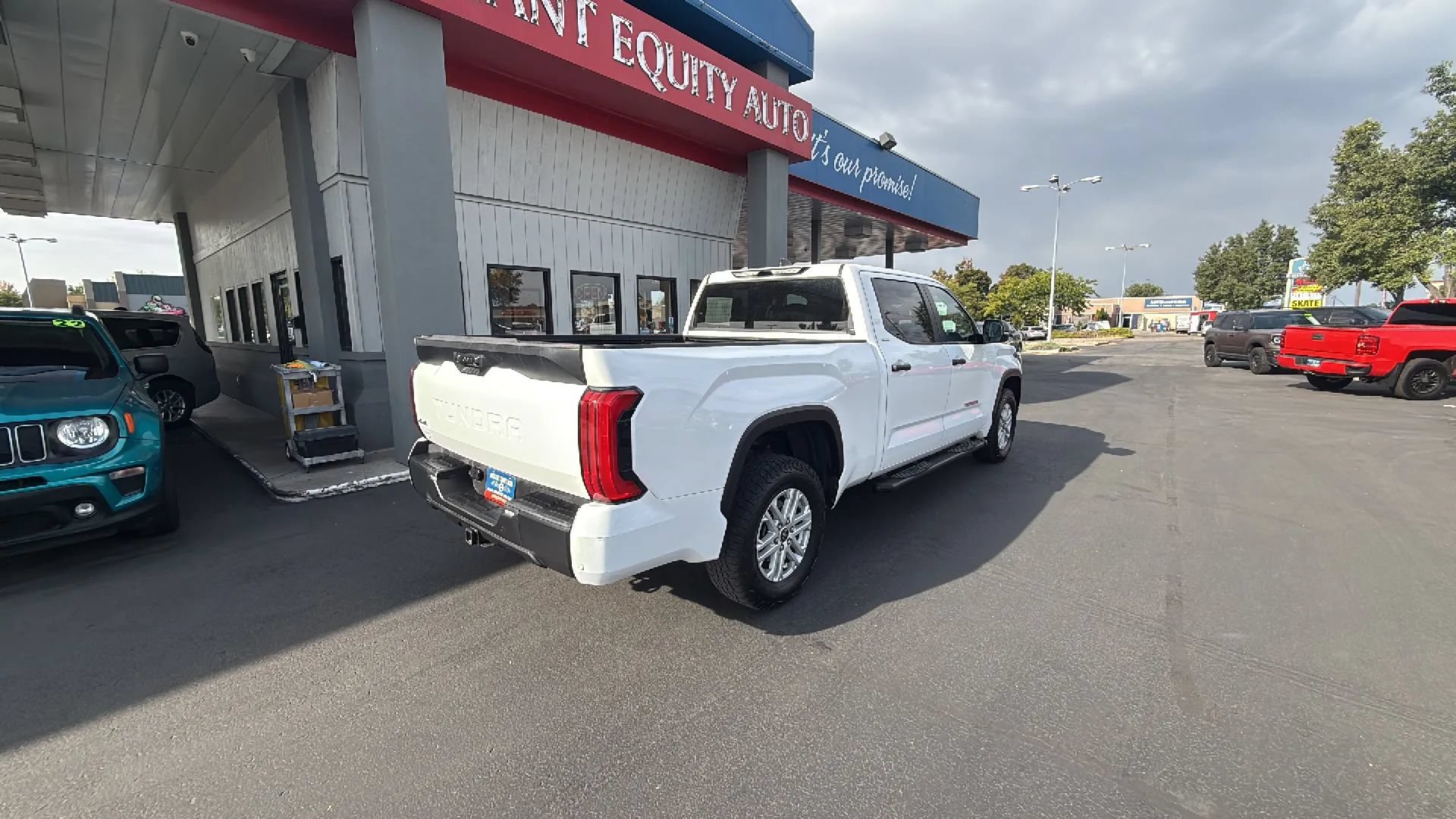 Used 2024 Toyota Tundra SR5 w/ SR5 Convenience Package AWD/4WD image 6